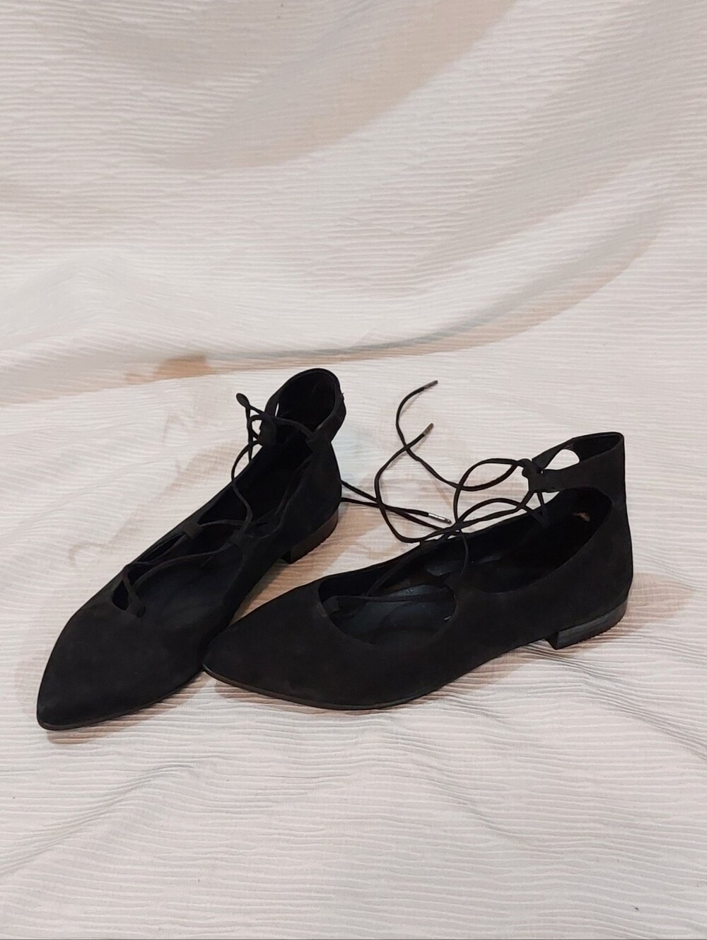Ecco Black Lace-Up Pointed Toe Flats Size 39